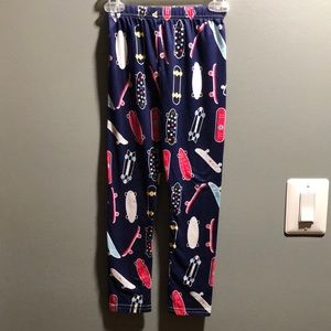 BRAND NEW GIRLS LEGGINGS SIZE 6! NWT! SMOKE FREE HOME!